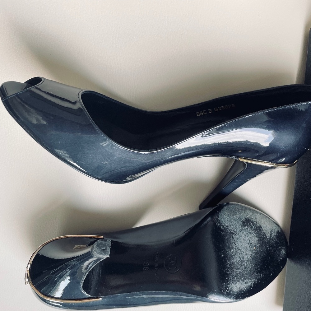 Auth CHANEL Patent Leather Heels Pumps Shoes Stiletto Women 38 bluish grey